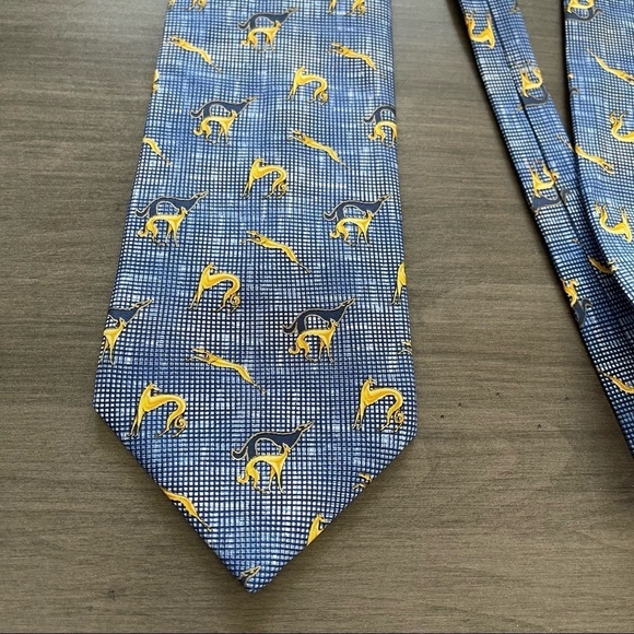 Lanvin Paris silk blue Egyptian Hounds tie - Picture 6 of 7